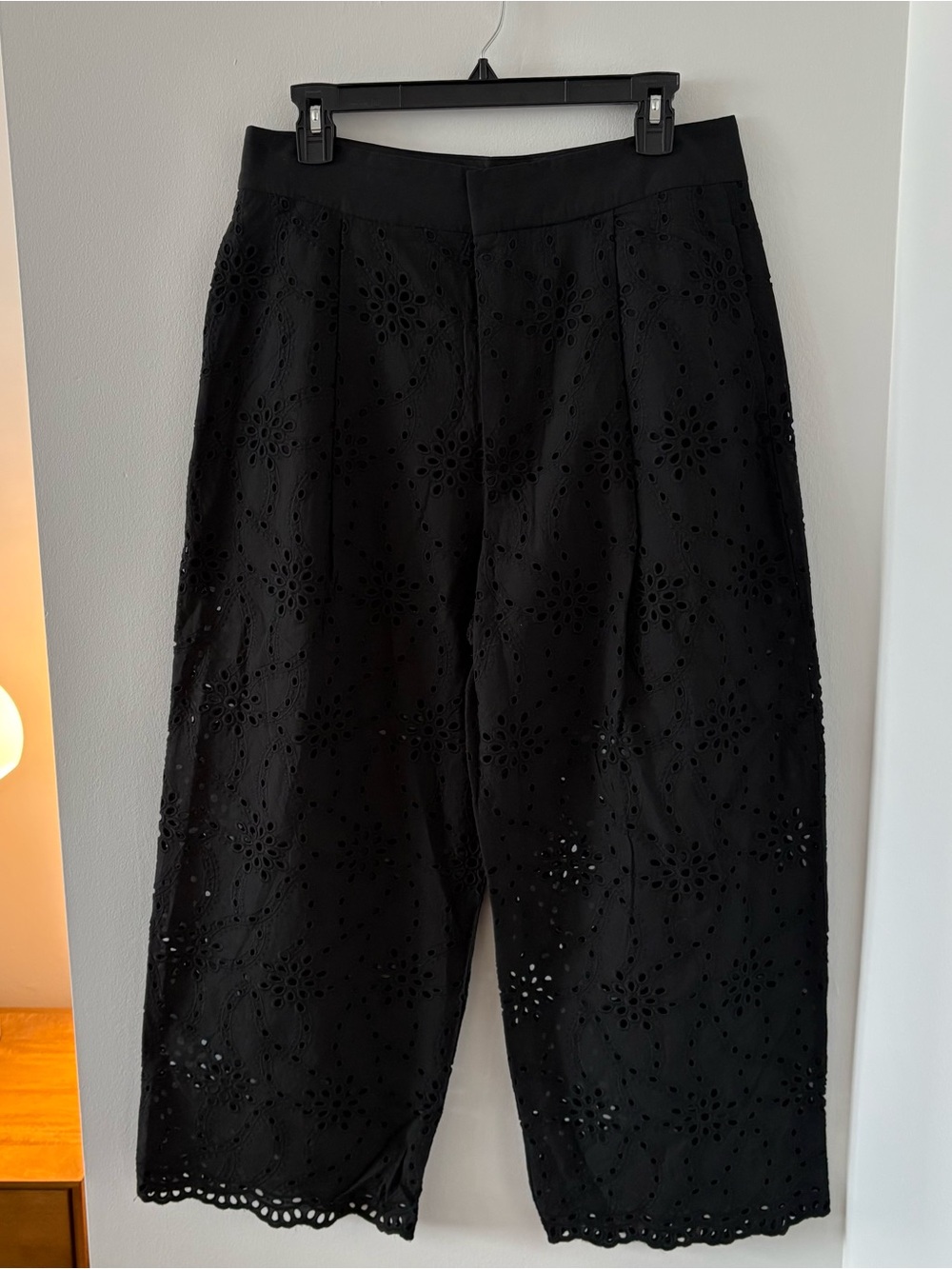 Zara Black Openwork Embroidery Eyelet‎ Cropped Trousers Size L NWT - Picture 11 of 16